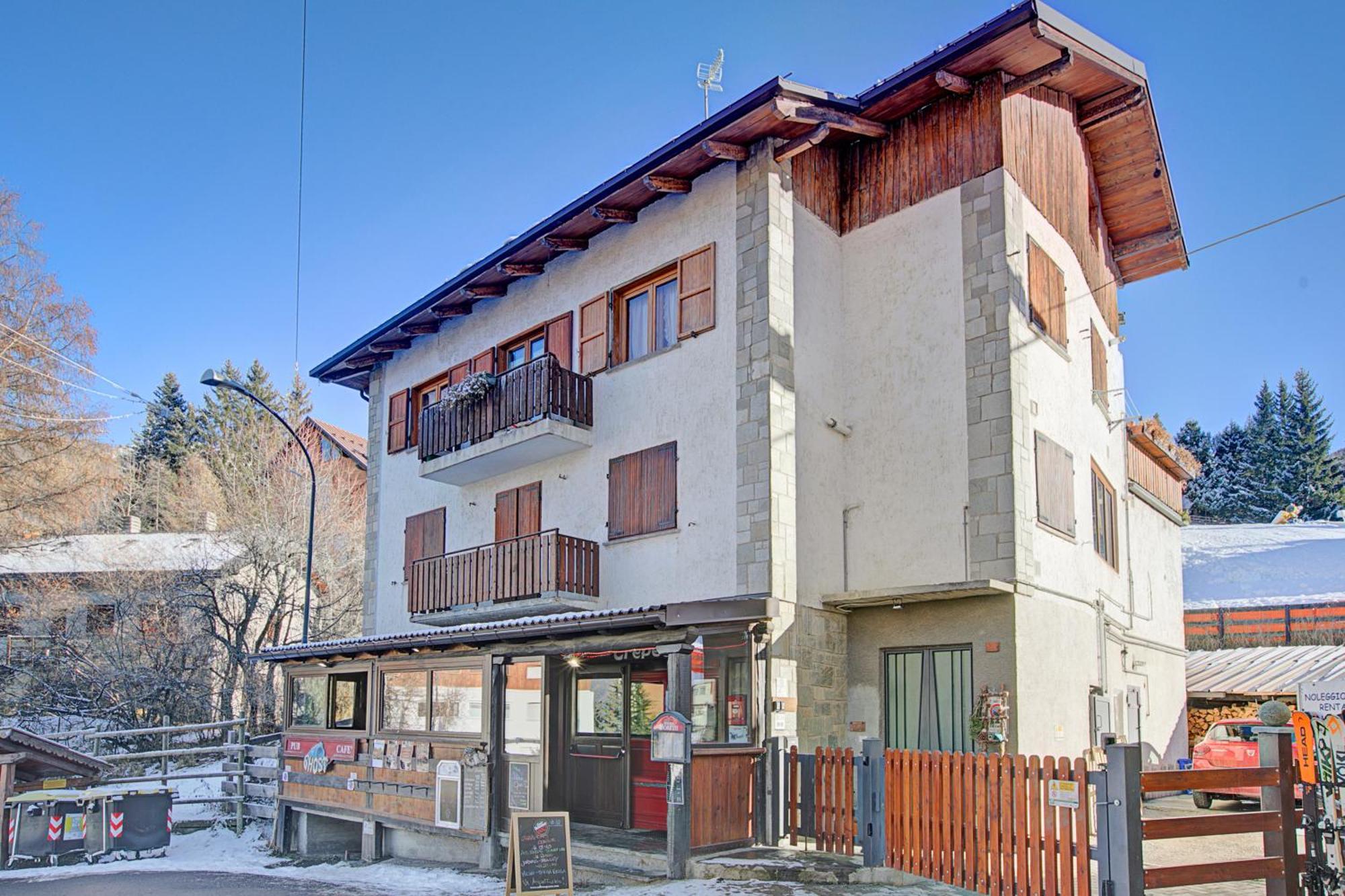 Miramonti 21 Ski In - Ski Out - Happy Rentals Oulx المظهر الخارجي الصورة